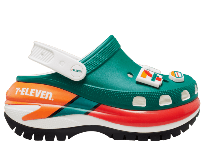 Crocs Mega Crush Clog 7-Eleven Green