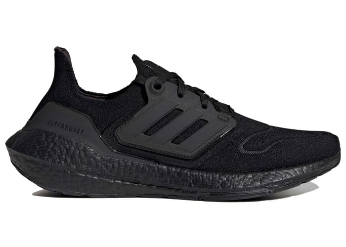 adidas Ultra Boost 22 Triple Black (W)