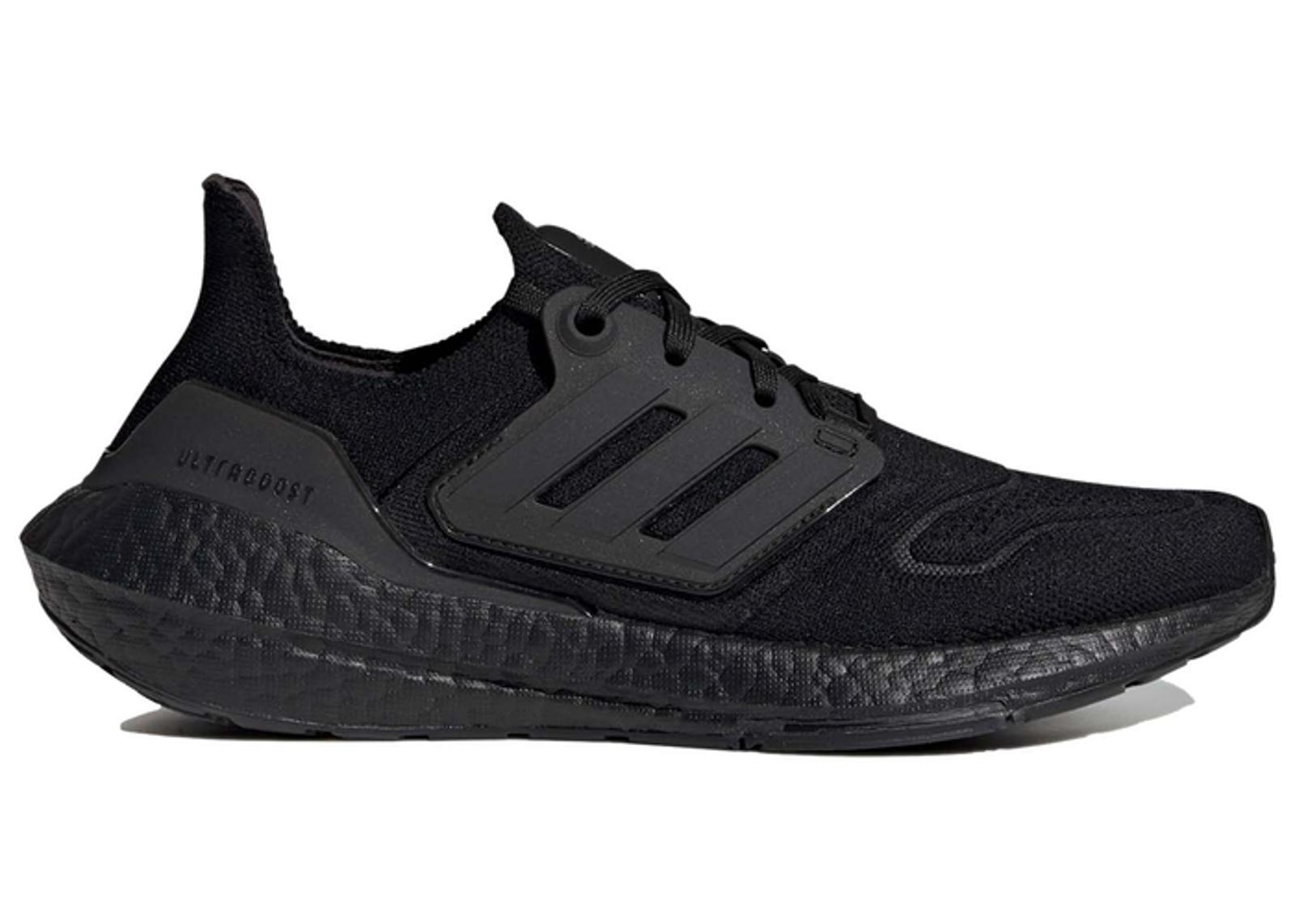 adidas Ultra Boost 22 Triple Black (W)