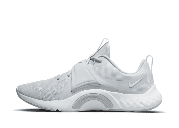 NIKE - Snowさん s-l400.jpg
