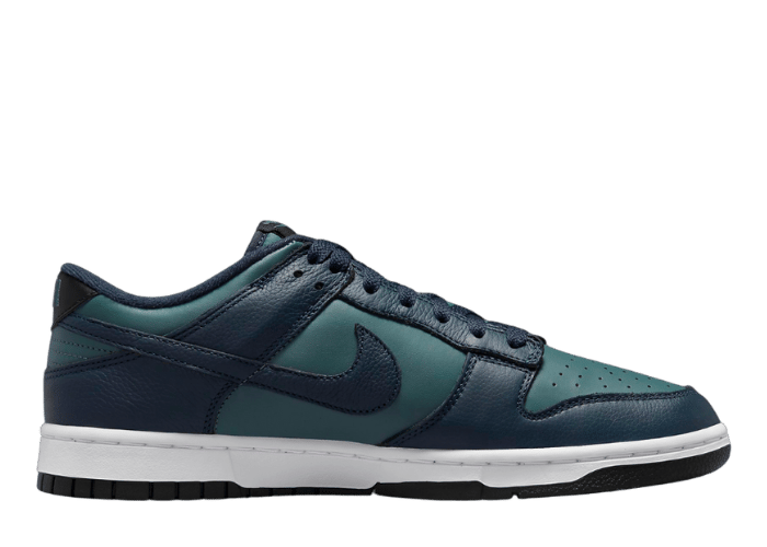 Nike Dunk Low Armory Navy