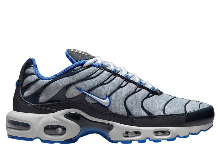 Nike Air Max Plus Social F.C.