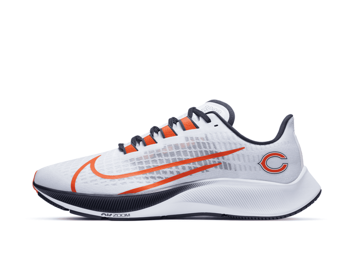 Nike Air Zoom Pegasus 37 (Chicago Bears) Running Shoes