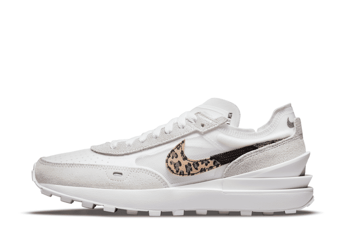 Nike Waffle One SE Shoes