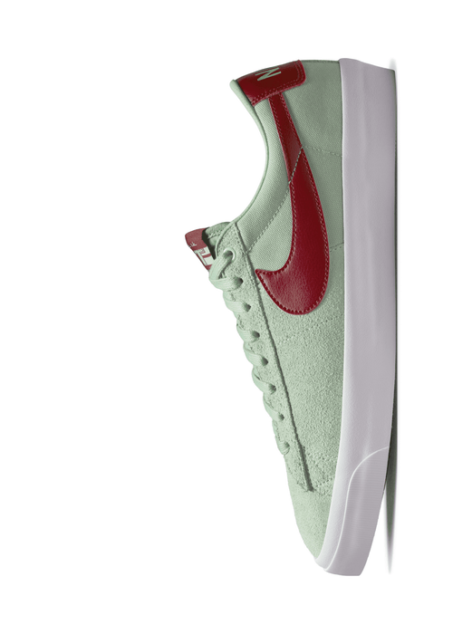 Nike SB Zoom Blazer Low Pro GT Skate Shoes