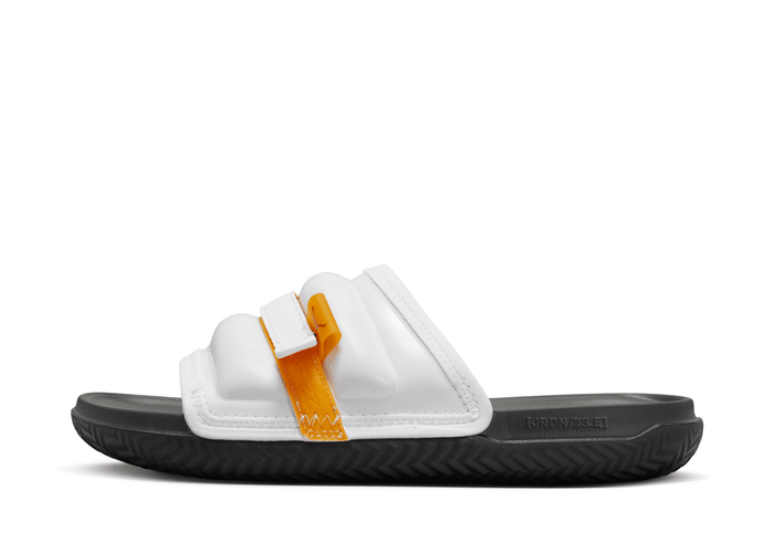 Jordan Super Play Slides in White