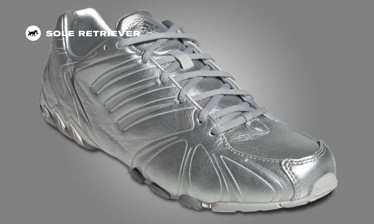 アリアドス Metallic Silver Shades Grace the adidas Ghost Sprint