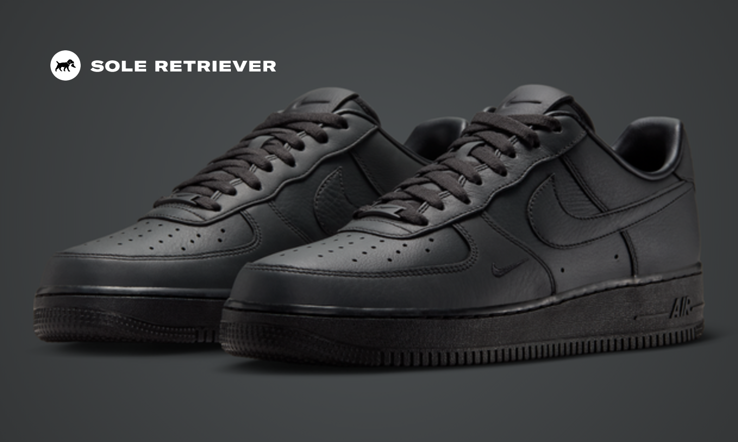 Nike Air Force 1 Low トリプルブラック The .SWOOSH x Nike Air Force 1 Low Triple Triple Black Releases