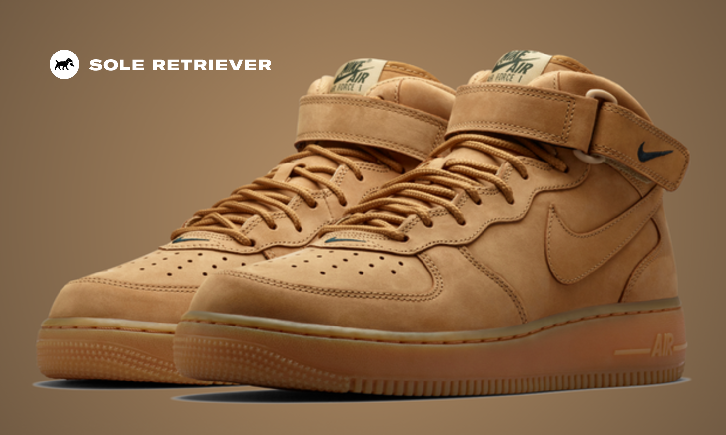 靴 Nike Air Force 1 Mid \