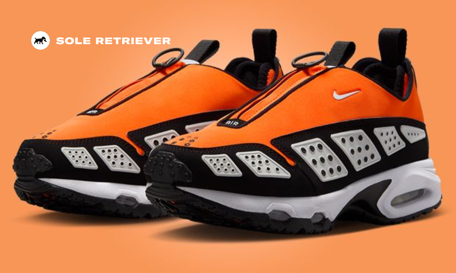 NIKE W AIR MAX SNDR SAFETY ORANGE/WHITE-BLACK 国内発送 NIKE W AIR MAX SNDR SAFETY ORANGE/WHITE-BLACK（ナイキ