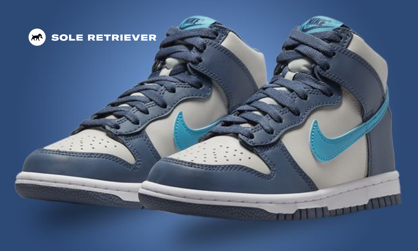 NIKE 