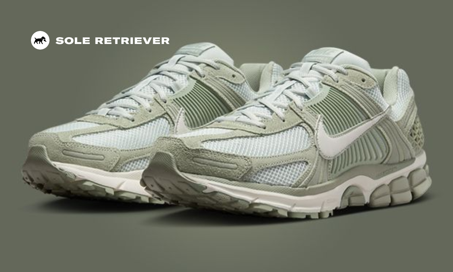 24.5㎝☆NIKE ZOOM VOMERO 5 Amazon.com | Nike Zoom Vomero 5 (Platinum Tint/White) | Road