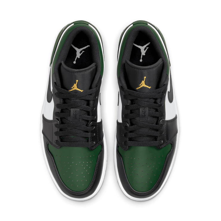 Jordan 1 Low Green Toe Angle 1