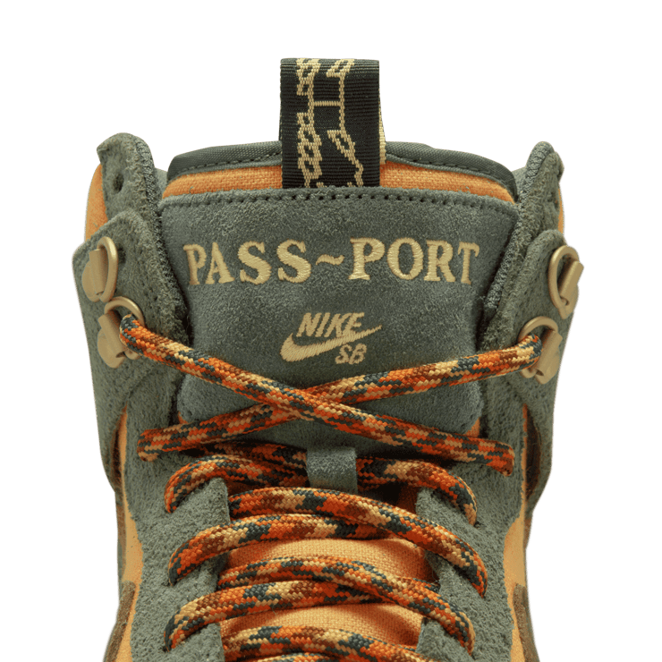 Nike SB Dunk High Pass~Port Workboot Angle 6