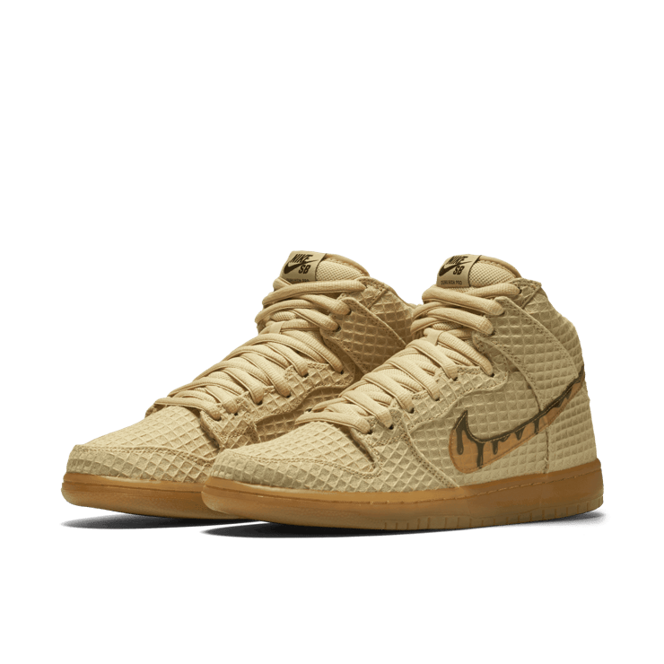 Nike SB Dunk High Waffle Angle 2