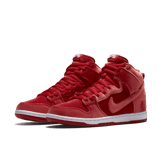 Nike SB Dunk High Red Velvet Angle 2