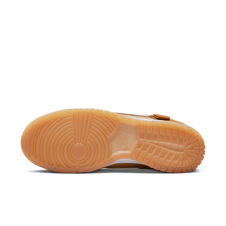 Nike Dunk Low SE Teddy Bear Parline Angle 0