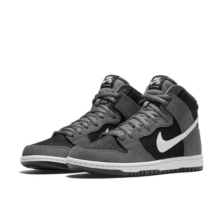 Nike SB Zoom Dunk High Pro Dark Grey Angle 2