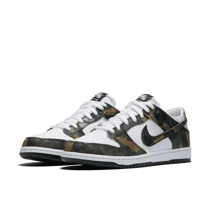 Nike SB Dunk Low Camo Legion Green Angle 2