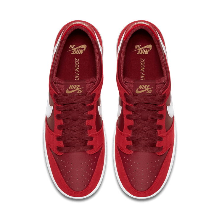 Nike SB Zoom Dunk Low Track Red Angle 1