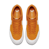 Nike SB Blazer Zoom Mid Circuit Orange Angle 1