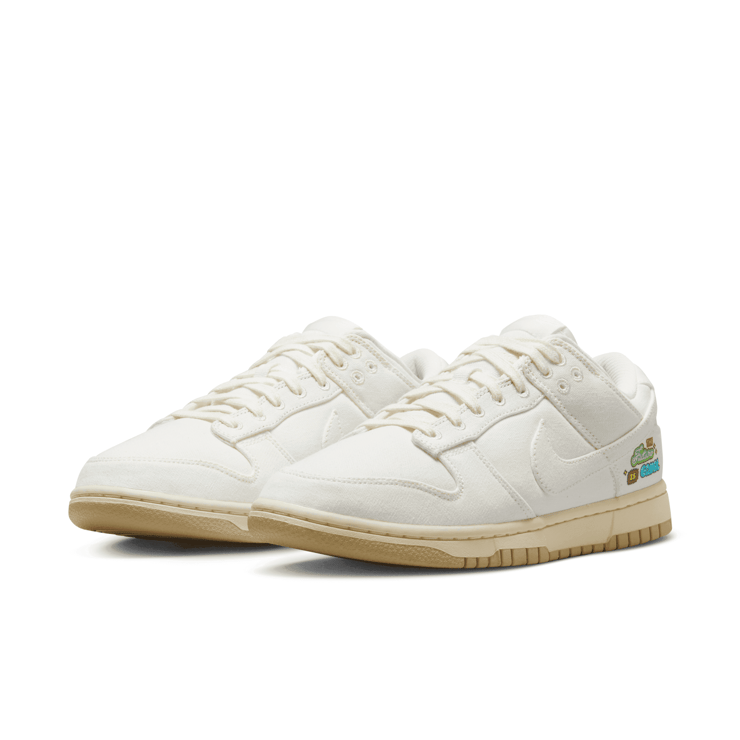 Nike Dunk Low The Future Is Equal (W) Angle 3