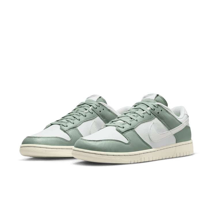 Nike Dunk Low Mica Green Angle 2