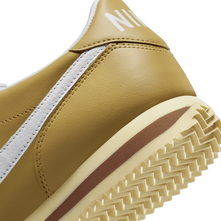 Nike Cortez 23 Running Rabbit Angle 5
