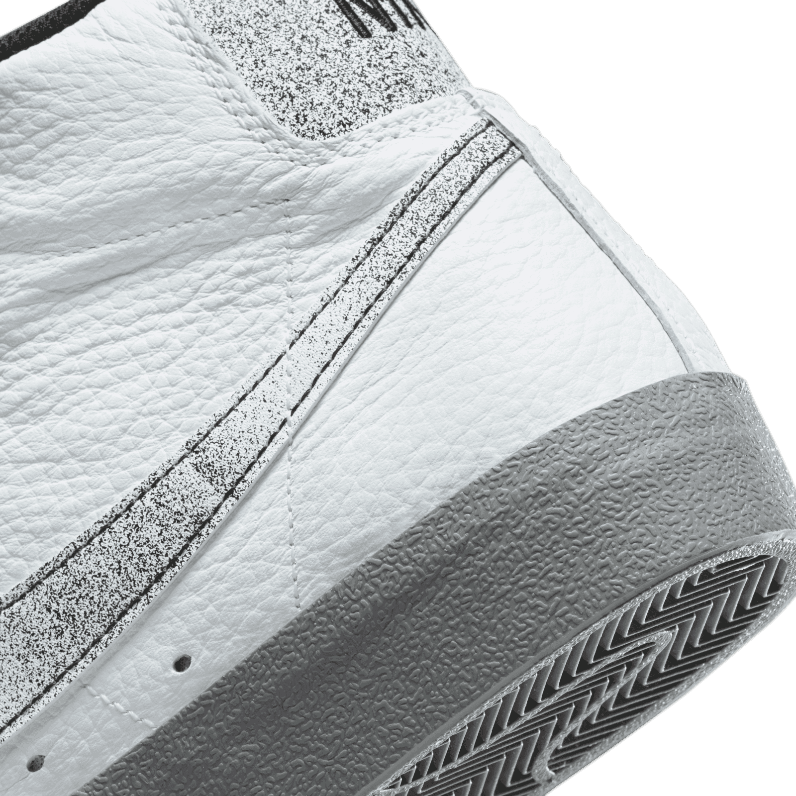 nike blazer royal qs on feet