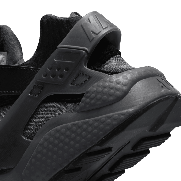 Nike Air Huarache Black Iridescent Angle 5