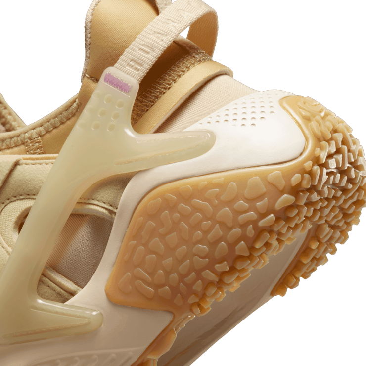 Nike Air Huarache Craft Sanddrift (W) Angle 6