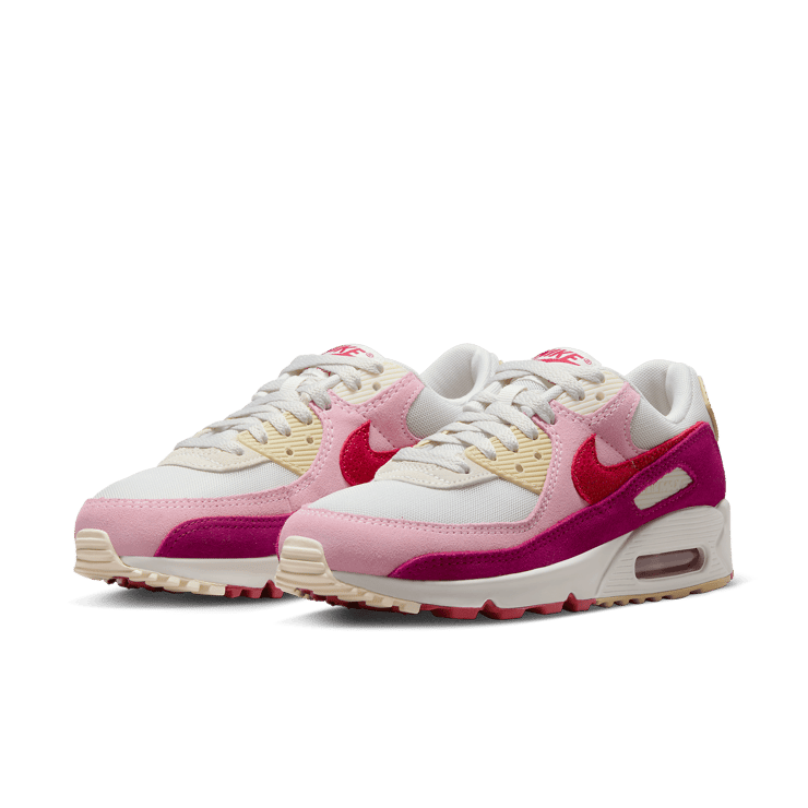 Nike Air Max 90 Valentine's Day (W) Angle 2