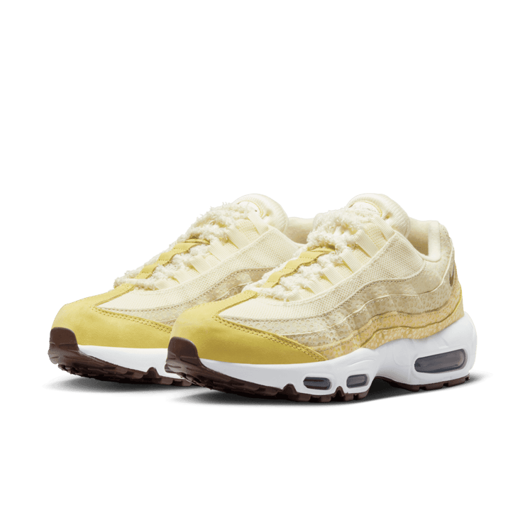 Nike Air Max 95 Alabaster (W) Angle 2