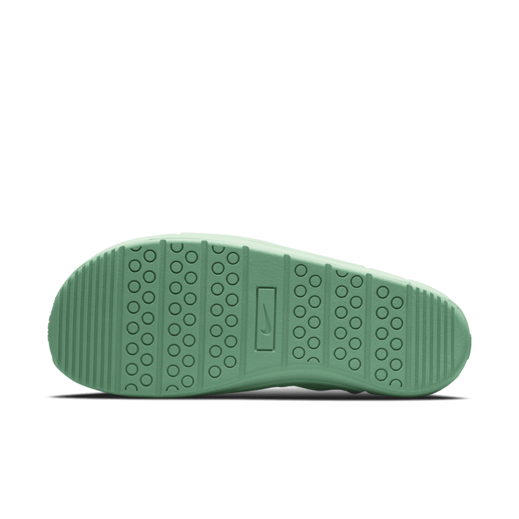 Nike Offline Pack Enamel Green Angle 0