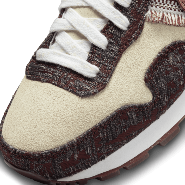 Nike Air Pegasus 83 NAI-KE (W) Angle 4