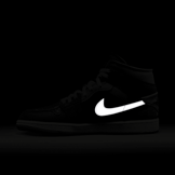 Air Jordan 1 Mid SE Craft Obsidian Angle 7