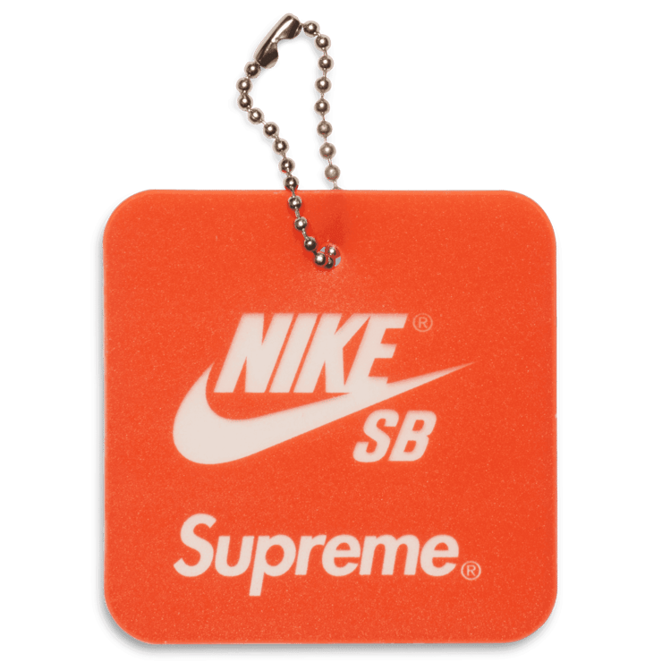 Nike SB Air Force 2 Low Supreme Yellow Angle 4