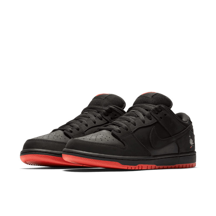 Nike SB Dunk Low Black Pigeon Angle 2