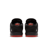 Nike SB Dunk Low Black Pigeon Angle 3