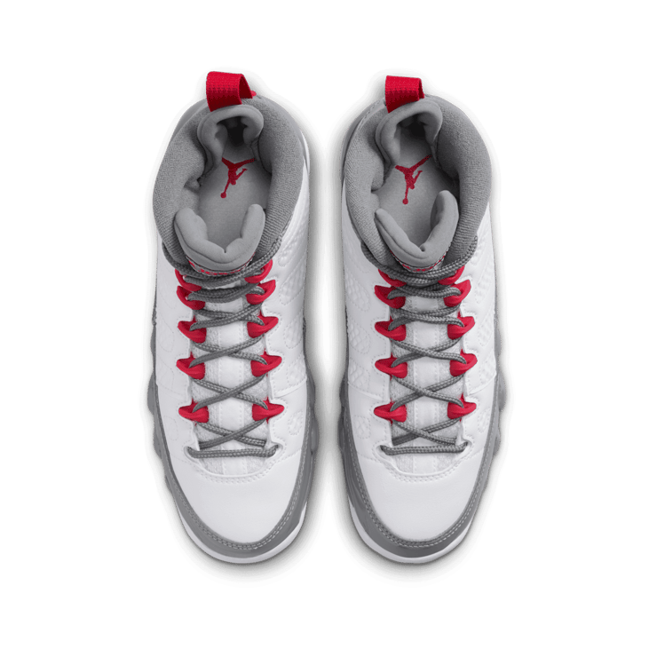 Air Jordan 9 Fire Red (GS) Angle 1