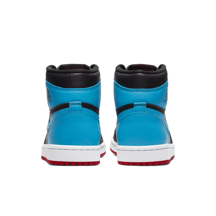 Air Jordan 1 Retro High OG UNC To Chi Leather (W) Angle 3