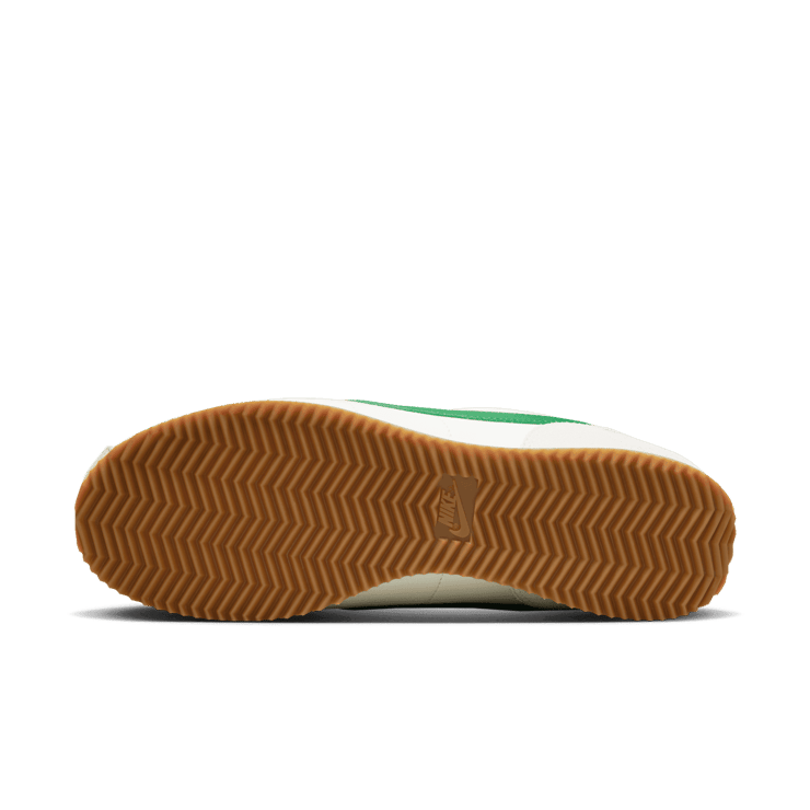 Nike Cortez Sail Lucky Green Angle 0