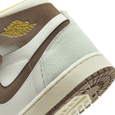 Air Jordan 1 High Zoom CMFT 2 Year of The Rabbit Angle 5