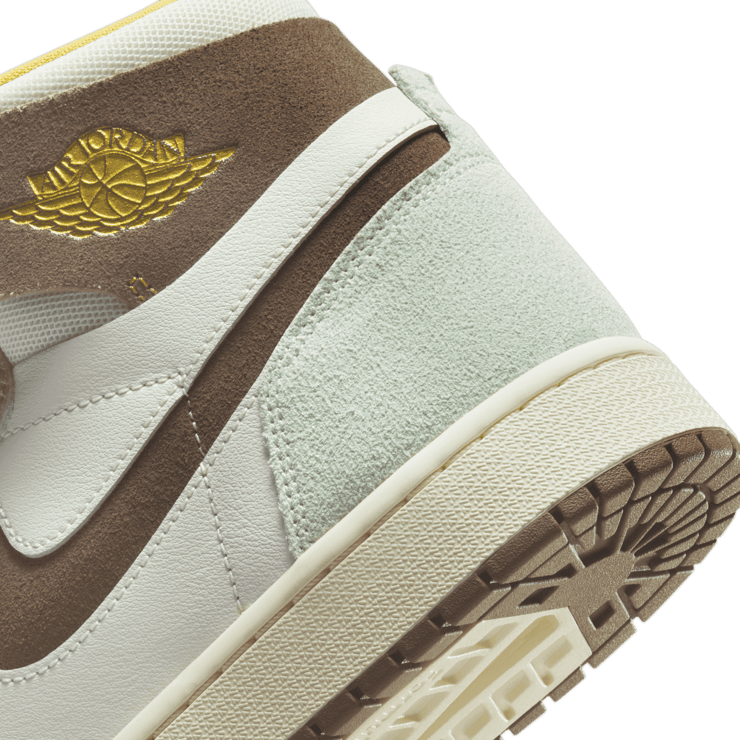 Air Jordan 1 High Zoom CMFT 2 Year of The Rabbit Angle 5