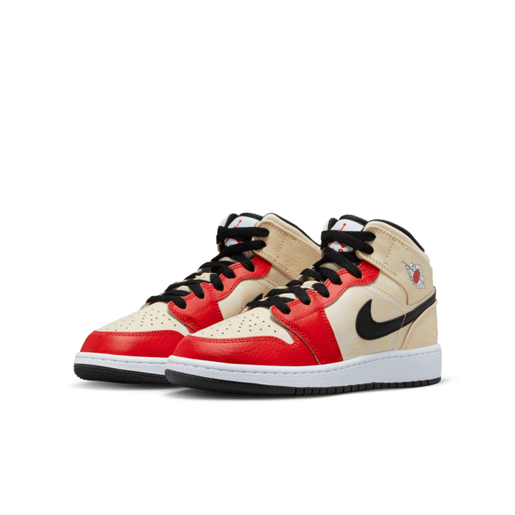 Air Jordan 1 Mid SS Dunk Contest (GS) Angle 2