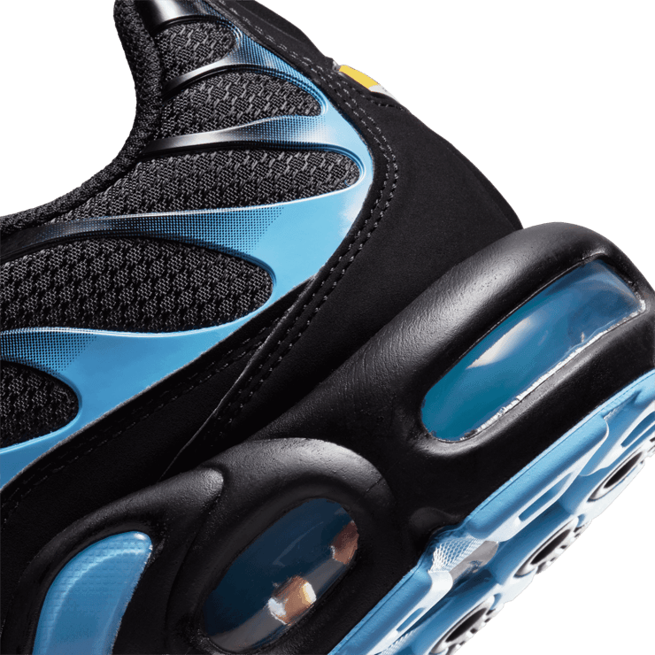 Nike Air Max Plus Black University Blue Angle 5