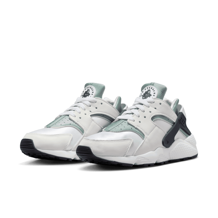 Nike Air Huarache Photon Dust Mica Green (W) Angle 2