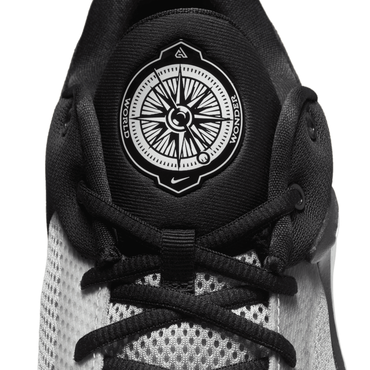 Nike Zoom Freak 4 Black Light Smoke Grey Angle 6