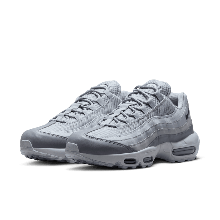 Nike Air Max 95 Wolf Grey Midnight Navy Angle 2