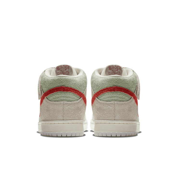 Nike SB Dunk Mid White Widow Angle 3